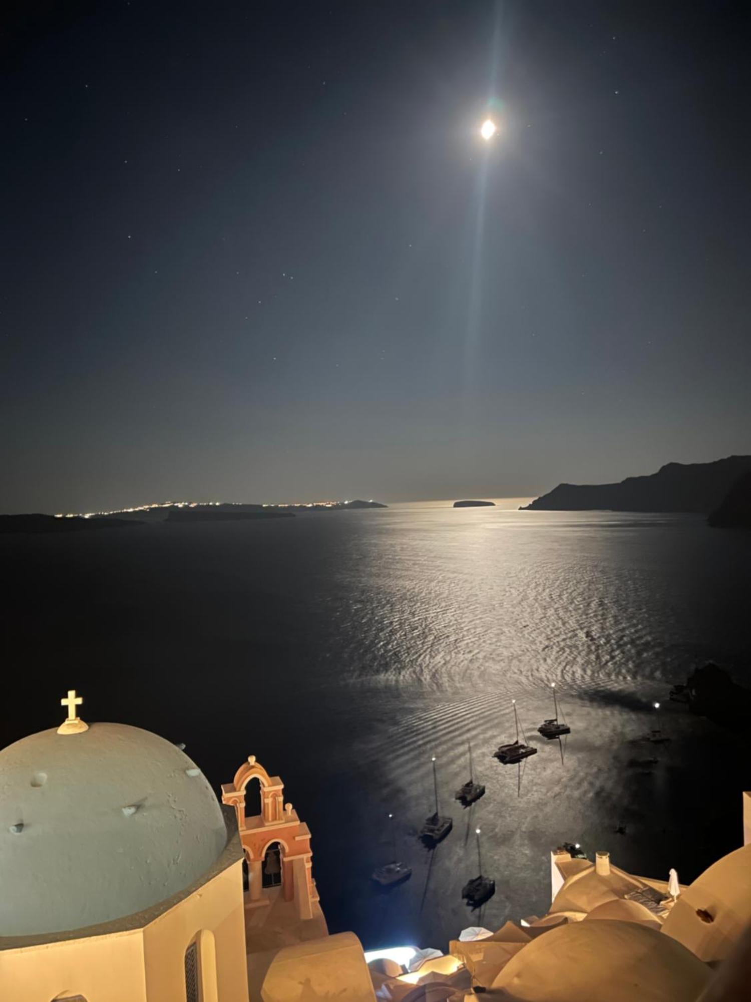 Bubble Suite Santorini أويا المظهر الخارجي الصورة